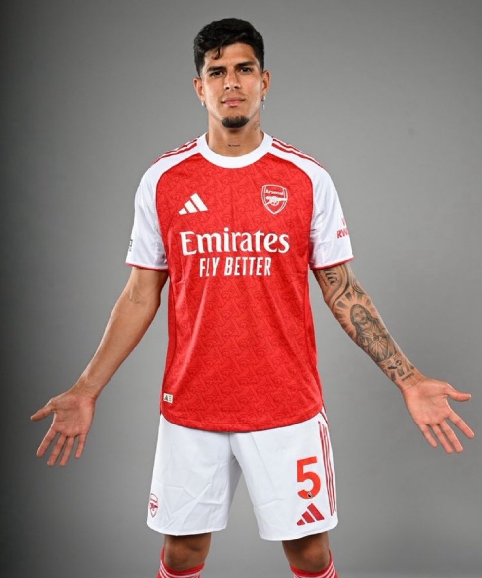 ✅ ✍🏻 رسميًا | نادي #ارسنال الانجليزي يتعاقد مع المدافع الكولومبي بييرو هينكابي | 23 عام | لمدة موسم على سبيل الإعارة مع خيار الشراء مُقابل 52 مليون يورو قادمًا من نادي #باير_ليفركوزن الألماني.

#DeadlineDay