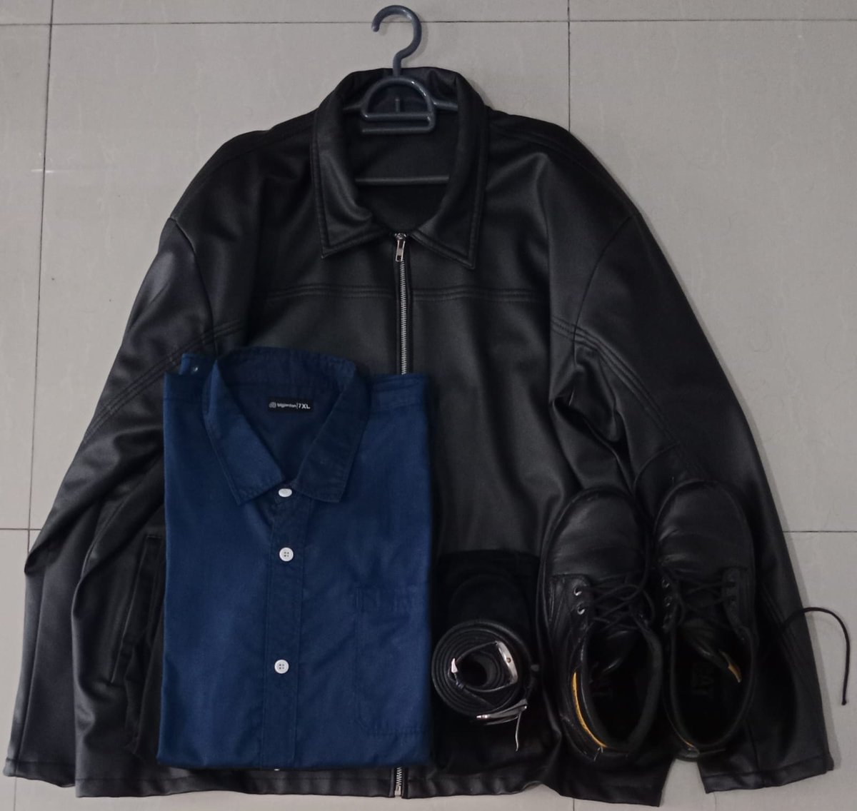 Leather Jacket Tom Cruise - MISSION IMPOSSIBLE (1996)
#LeatherJacket #TomCruise #ParamountPictures #MI1 #MissionImpossible #1996