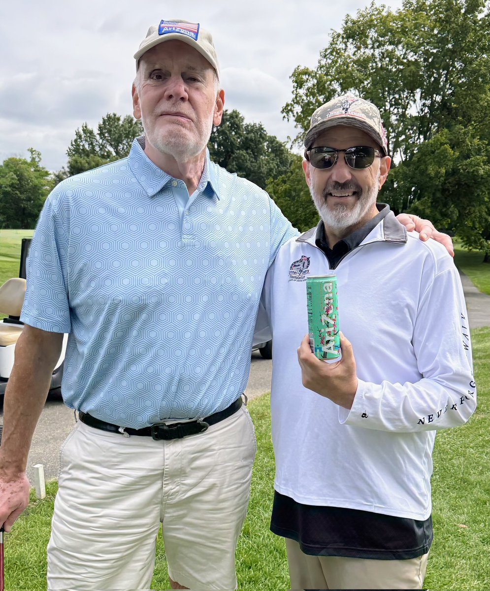 How do you enter a competitive market with a brand new product and win?  

Beautiful day spent with the founder of AriZona Iced Tea, Don Vultaggio, the number 1 selling tea brand in America.  Here's what he did, and what you need to do too:

DO SOMETHING DIFFERENT - In a world of