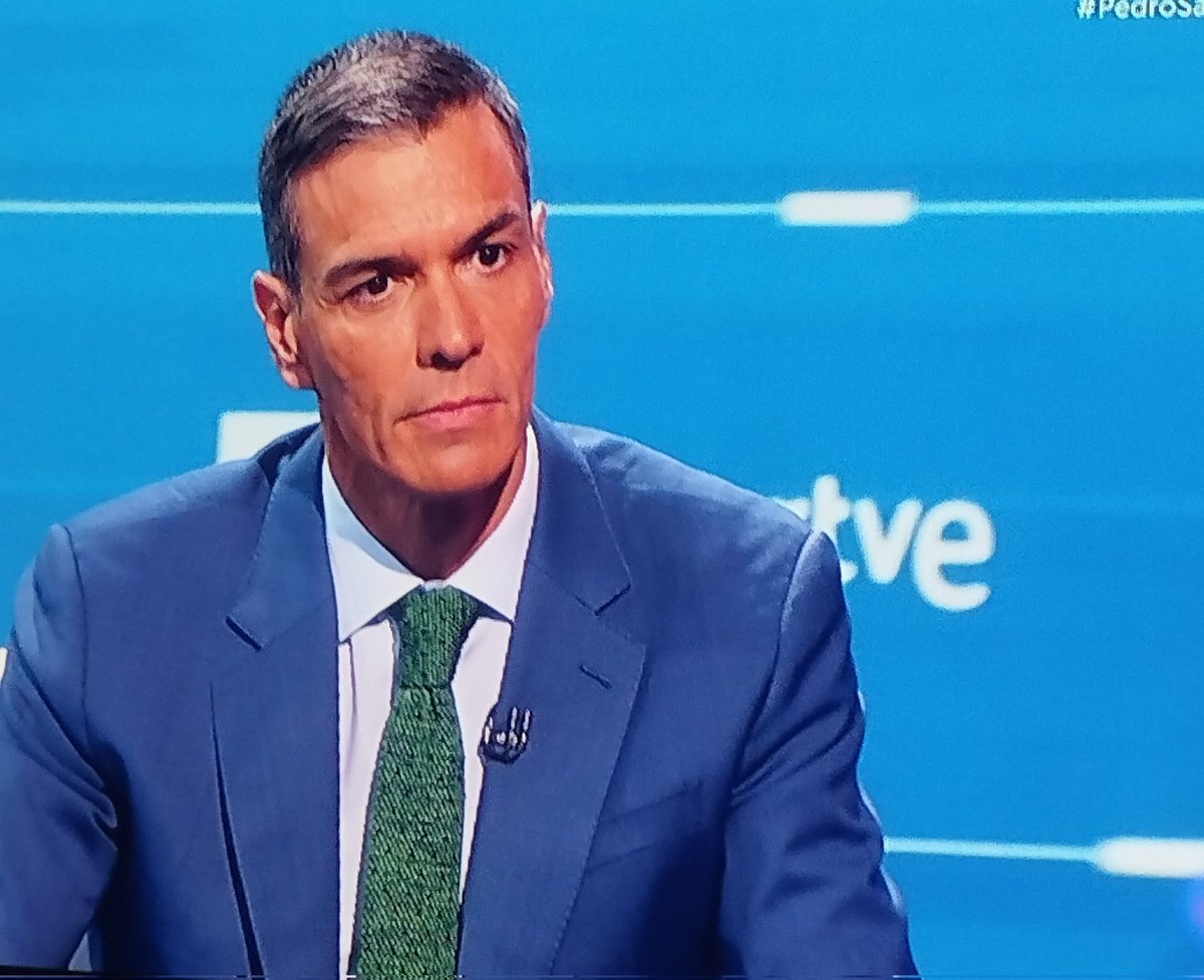 〽️ Creo en la inocencia de mi mujer y mi hermano.

( Yo, también lo creo) 🌹🌹🌹
#PedroSanchezRTVE