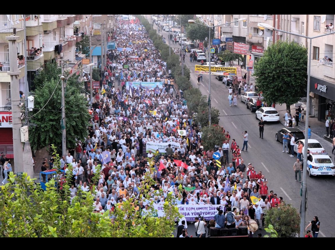 1 Eylül Dünya Barış Günü mitingi, Diyarbakır Emek ve Demokrasi güçleri tarafından düzenlenmiştir. #1EylülDünyaBarışGünü