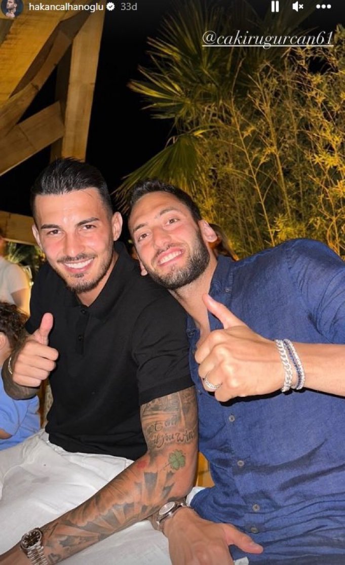 Adamların elinden kaptanları Uğurcan Çakır’ı aldık şimdi sıra Hakan Çalhanoğlu zamanı! #HakanCimboma