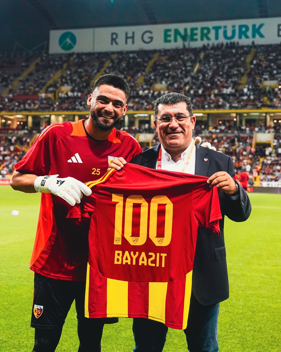 15 Milyon Euro,
Sonraki satıştan %38 pay,
sivasa satılamaz maddesi.

Fit miyiz? <a href="/Trabzonspor/">Trabzonspor</a>