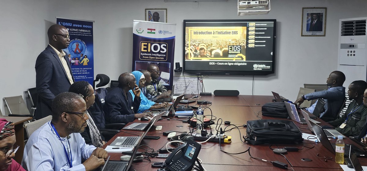 Afin de renforcer la veille épidémiologique, promouvoir l’approche « One Health » &amp; améliorer la détection précoce des menaces sanitaires, <a href="/OMSNiger/">OMS Niger</a> coorganise avec le hub de Dakar, la formation EIS au profit de 25 cadres nigeriens de la santé humaine &amp; animale.