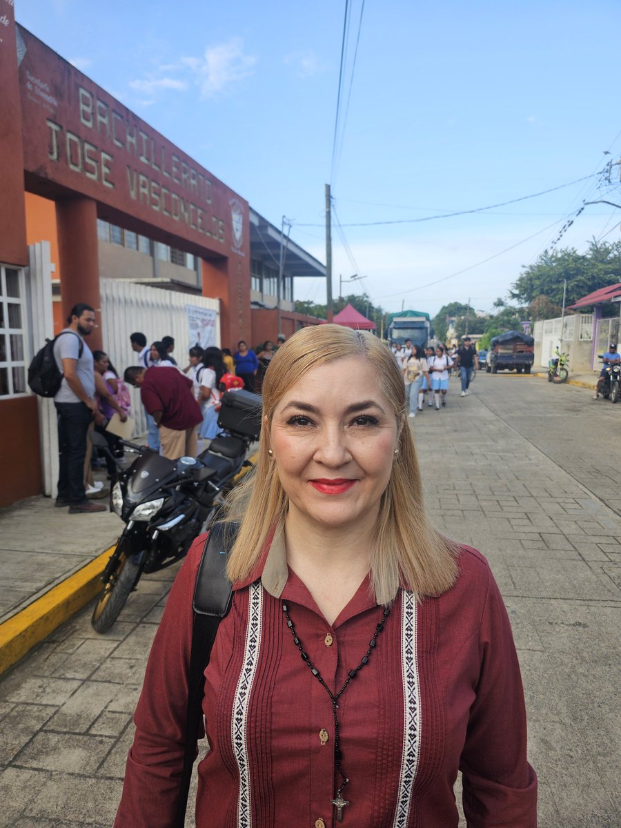 👩‍🏫FELIZ INICIO DEL CICLO ESCOLAR 2025-2026.

Que este ciclo escolar esté lleno de aprendizajes, amistades, nuevas experiencias y muchos logros, disfruten cada momento y den siempre lo mejor de ustedes.

#patyvalencia
#cicloescolar2025-2026💜