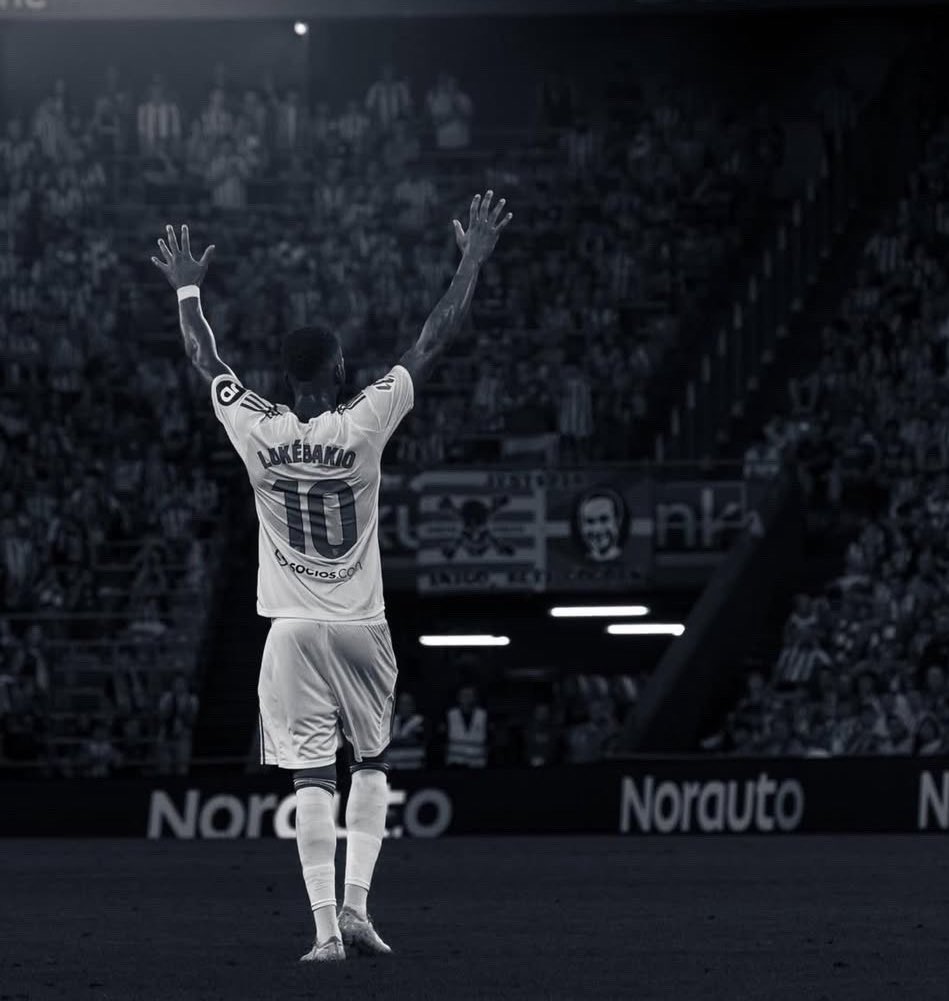 El único jugador que nos levantaba del asiento cada domingo. Diferencial.

Muchas gracias por salvarnos del descenso la temporada pasada. Te debemos la vida.

Que te vaya muy bien Dodi, gracias eternas por hacernos felices ❤️