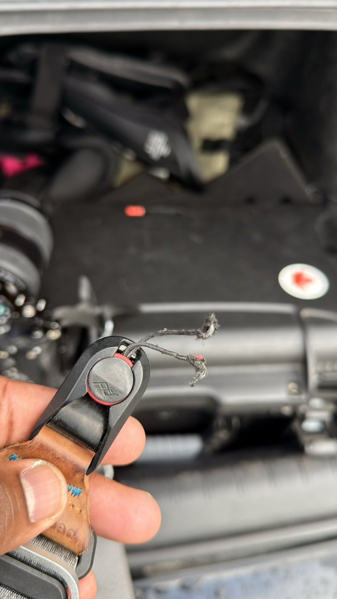 Wow my <a href="/peakdesignltd/">Peak Design</a> clip finally ripped, while I was leaving a wedding at that, luckily caught it before anything fell. 5 years is a good run.