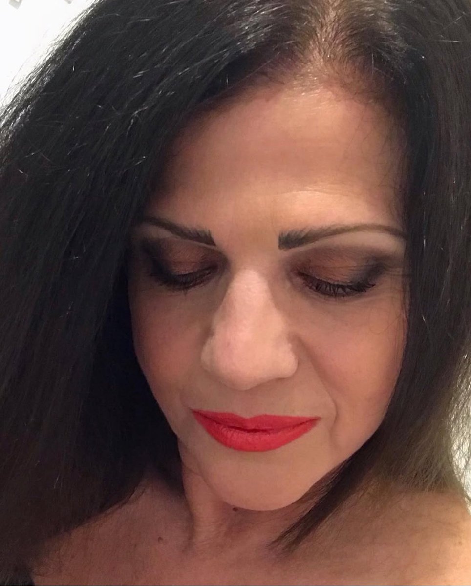 ROSA_INTER21's tweet photo. #MemoryPicture
Settembre2022
È da un po’ che non mi diverto col make-up 💄 https://t.co/P6mCWzD5Qe