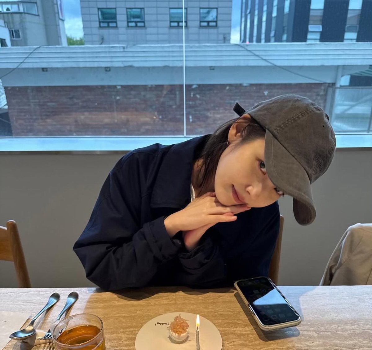 sm04canada's tweet image. she is 32 now, but she was once..." - mini comfort thread 🧵  

#IU