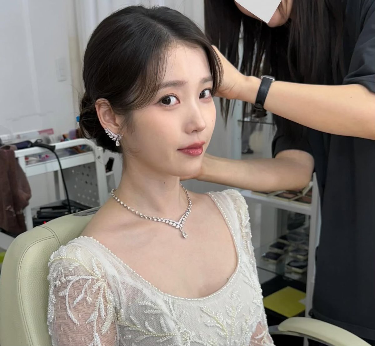 sm04canada's tweet image. she is 32 now, but she was once..." - mini comfort thread 🧵  

#IU