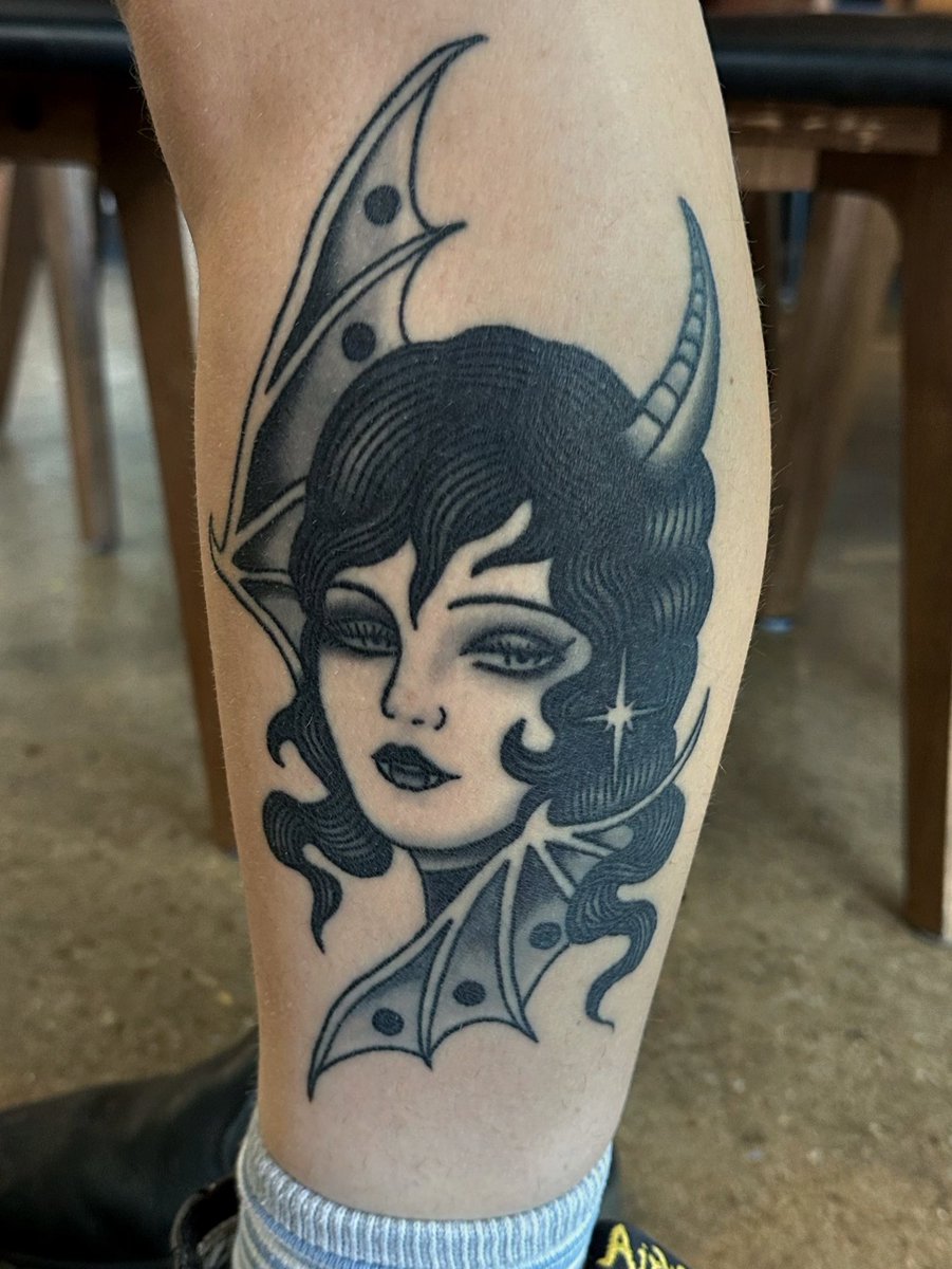 ✶ BRANDON MURPHY TATTOO ✶ tweet media