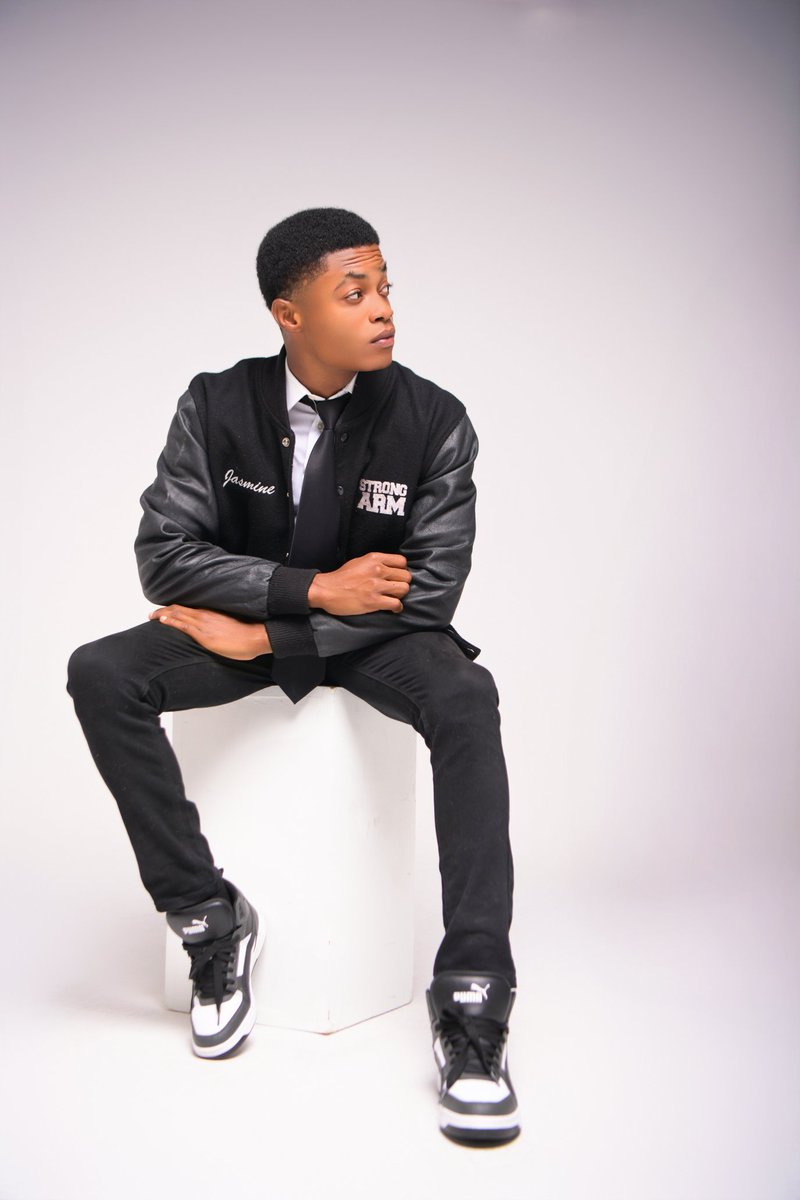 PIERRELOUISADJA's tweet image. Thank you Jesus, lavim se yon liv map ret tann rès paj yo paske yo poko vire