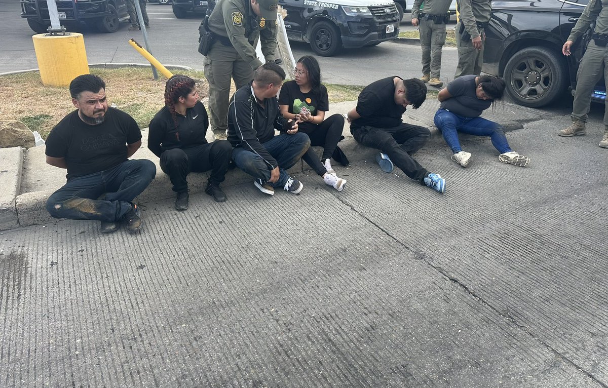 Labor Day Smuggling Attempt Stopped by Texas DPS in Laredo

On this Labor Day, <a href="/TxDPS/">Texas DPS</a> Troopers continue working to protect Texas. Troopers disrupted a human smuggling attempt involving a 14-year-old illegal immigrant driver from Mexico who led Troopers on a high-speed chase,