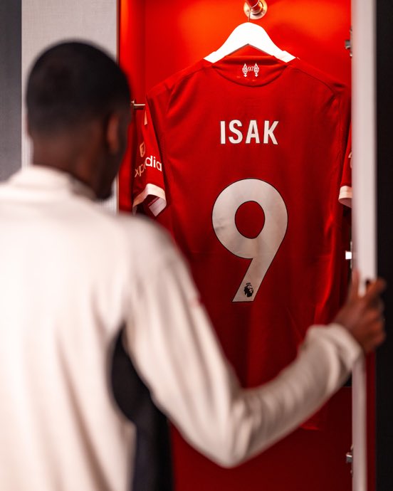 LFC Transfer Room tweet media