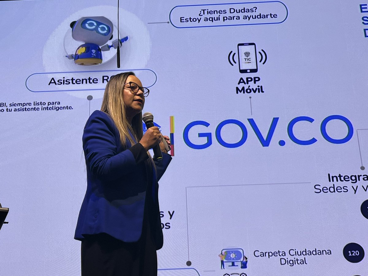 GobDigitalCO's tweet photo. @Ministerio_TIC @JulianRMolinaG @CarinaMurciaY 🌍 El reto está en cerrar la brecha digital, gestionar el cambio y garantizar un uso ético de la tecnología. El objetivo: un Estado más eficiente que genere verdadero valor público para la ciudadanía.💡📲  #GobiernoInteligente #ConDignidadCumplimos https://t.co/Z7jKMGu8Au