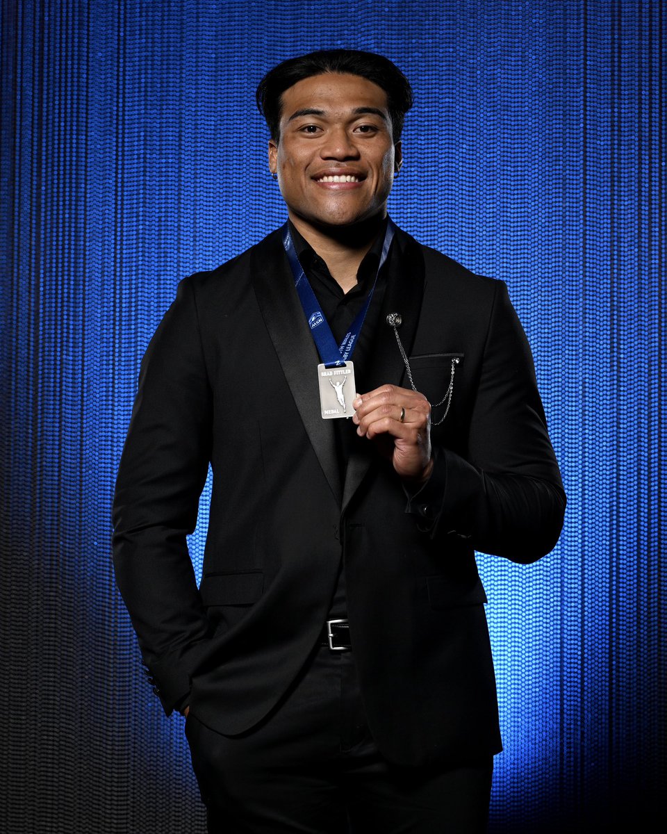 Congratulations to Bizza on winning the 2025 Brad Fittler Medal 🩵