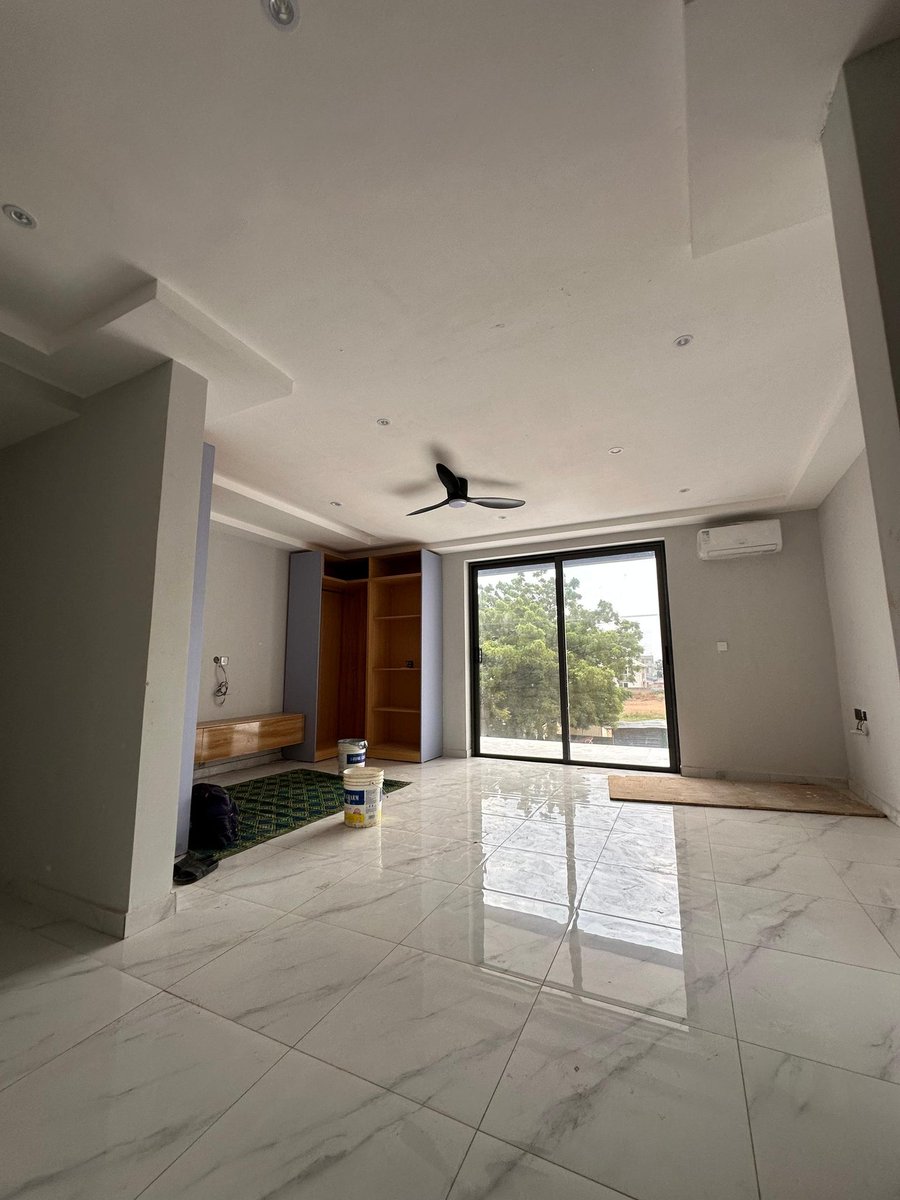 GMacwilly's tweet photo. 🙏 Kindly Rt
4&amp;5 bedrooms houses for sale at Lakeside Estate
Serene and secured environment
Good location and road network
Contact 0204346785 for more details https://t.co/FYjBWj9H7e
