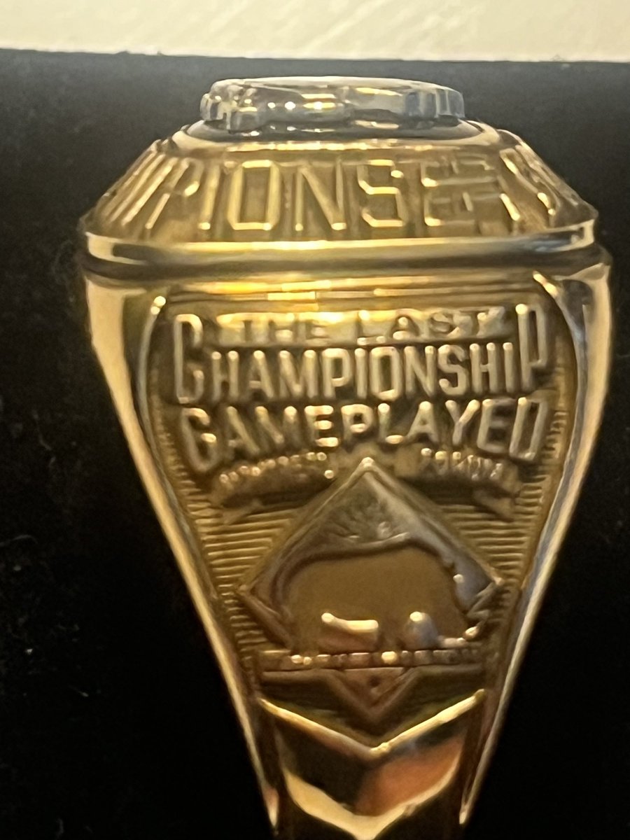 Darren Colbourne tweet media