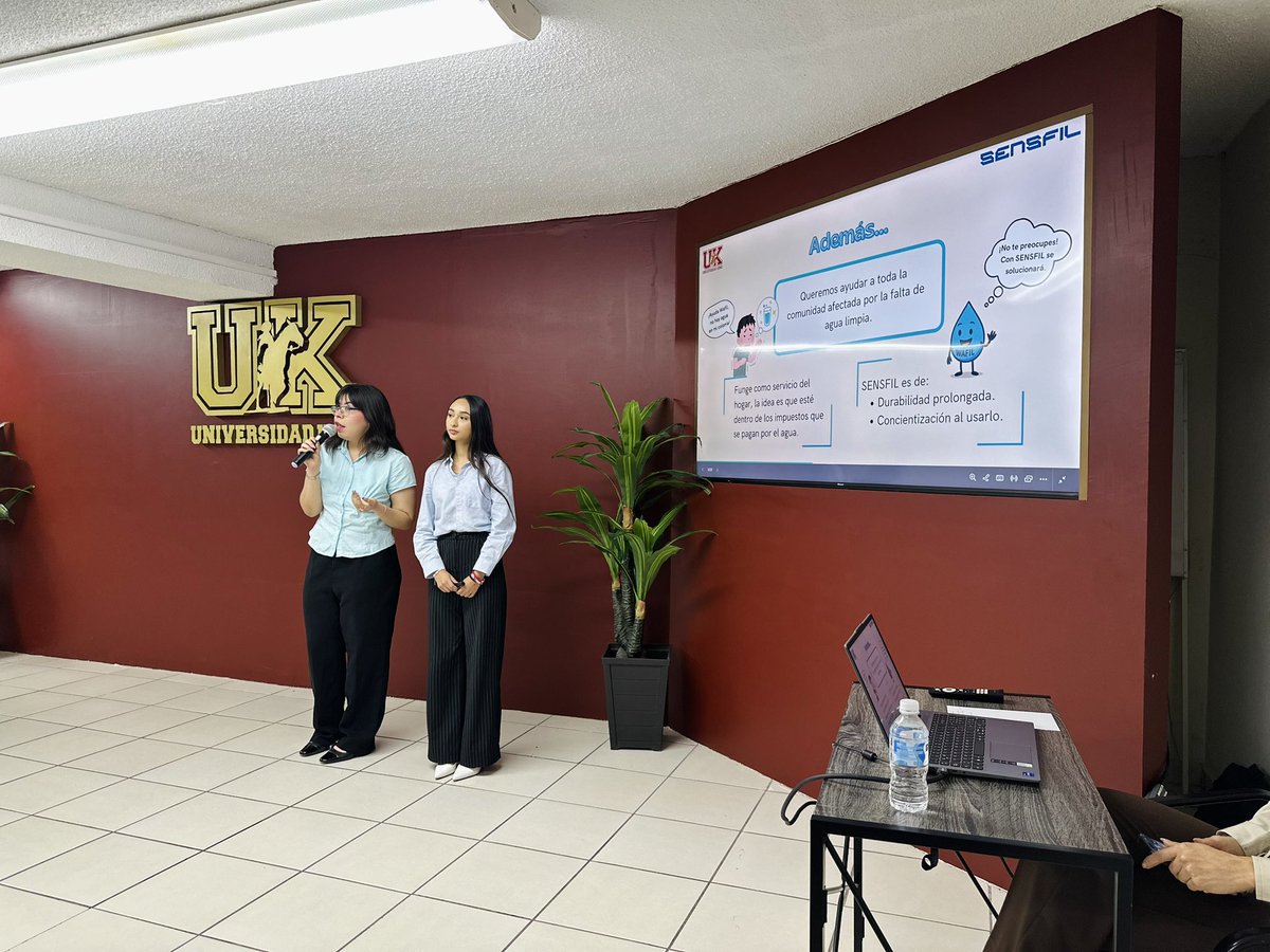 Juventud_HMO's tweet image. 💧🌱 Innovalab: Acción por el Agua, fue el espacio donde jóvenes talentosos presentaron proyectos creativos para cuidar y aprovechar mejor este recurso tan importante en nuestra ciudad.

#Innovalab #AcciónPorElAgua #JuventudHMO #JóvenesH