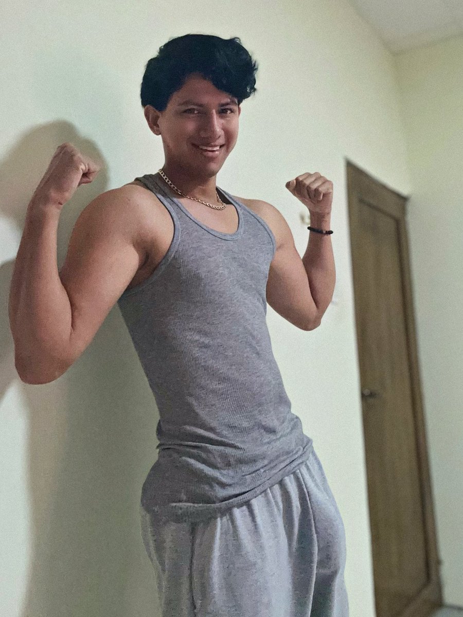 Sígueme en Instagram: 

instagram.com/soyjonathan_?i…