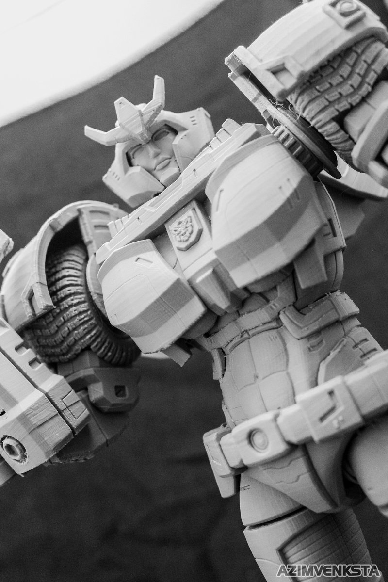 Reposting my Strongarm statue....