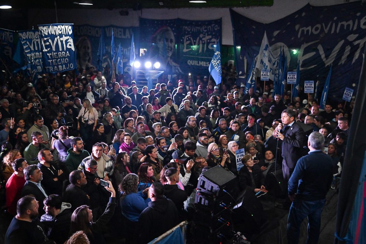 Junto a <a href="/Kicillofok/">Axel Kicillof</a>, Emilio Pérsico, Cholo Ancona, <a href="/Andreswatsonok/">Andrés Watson</a>, <a href="/gkatopodis/">Gabriel Katopodis</a>, <a href="/CrisAlvarezRod/">Cristina Alvarez Rodríguez</a> y <a href="/patriciacubria/">Patricia Cubria</a> compartimos el cierre del Plenario provincial del Movimiento Evita en Florencio Varela.

Este domingo tenemos que defender a la Provincia, frenar a Milei y cuidar el
