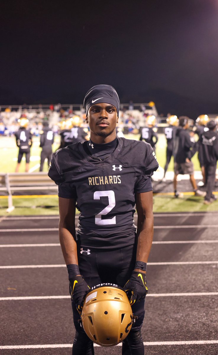 Kamani Sapara (@kamani2_sapara) on Twitter photo Check out my week 1 game vs crete-monee. <a href="/HLR_FOOTBALL/">Richards Football</a> <a href="/CoachShen/">Anthony Sheehan</a> <a href="/Coachziemba46/">Adam Ziemba</a>
7 catches for 130 yards NO DROPS
2 touchdowns
200 All purpose yards
hudl.com/v/2SYmPB Check out my week 1 game vs crete-monee. <a href="/HLR_FOOTBALL/">Richards Football</a> <a href="/CoachShen/">Anthony Sheehan</a> <a href="/Coachziemba46/">Adam Ziemba</a>
7 catches for 130 yards NO DROPS
2 touchdowns
200 All purpose yards
hudl.com/v/2SYmPB