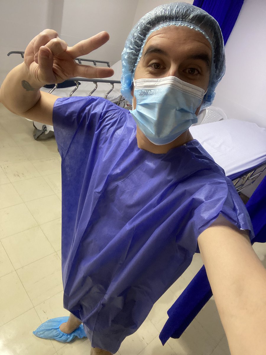 Bueno, todo salió bien, que si tienes una cirugía en el futuro los profesionales que te atiendan sean tan buenos como los que me trataron a mi. 🙏🙌