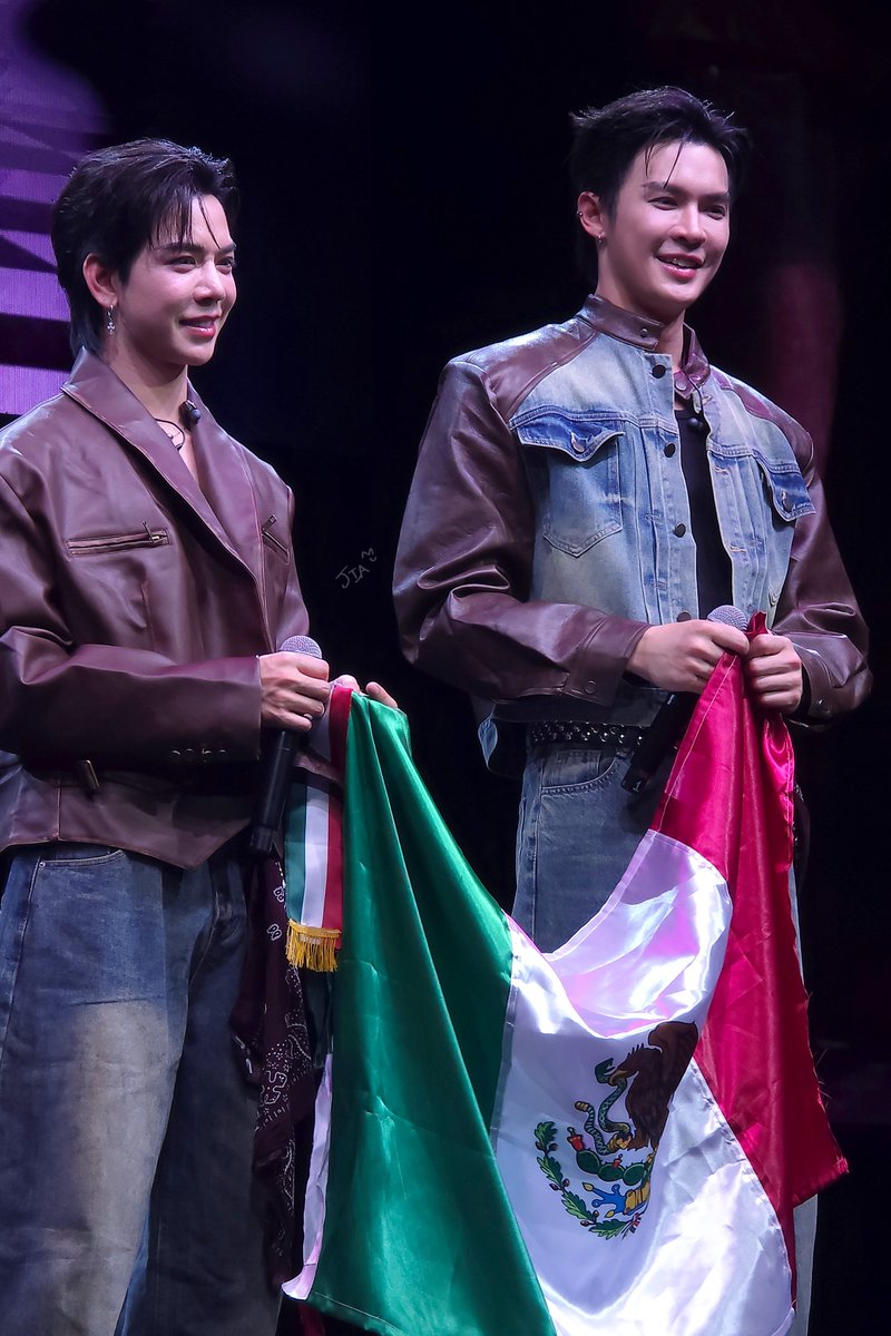 MEXICO! 🇲🇽

BILLYBABE 1ST FM IN MEXICO
#BillyBabe1stMexicoFM
#BillyBabe1stFMinMEXICO