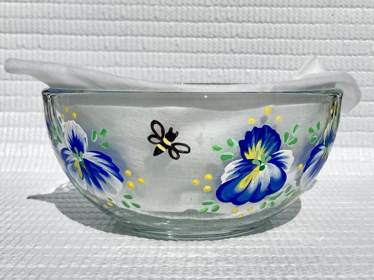 Paintitpretty1 (@lpaintitpretty) on Twitter photo Hang onto Summer with forever flowers etsy.com/listing/188445… #flowers #candybowl #giftforher #SMILEtt23 #etsyshop #Shopsmall #CraftBizParty #ShamelessSelfpromoMonday Hang onto Summer with forever flowers etsy.com/listing/188445… #flowers #candybowl #giftforher #SMILEtt23 #etsyshop #Shopsmall #CraftBizParty #ShamelessSelfpromoMonday