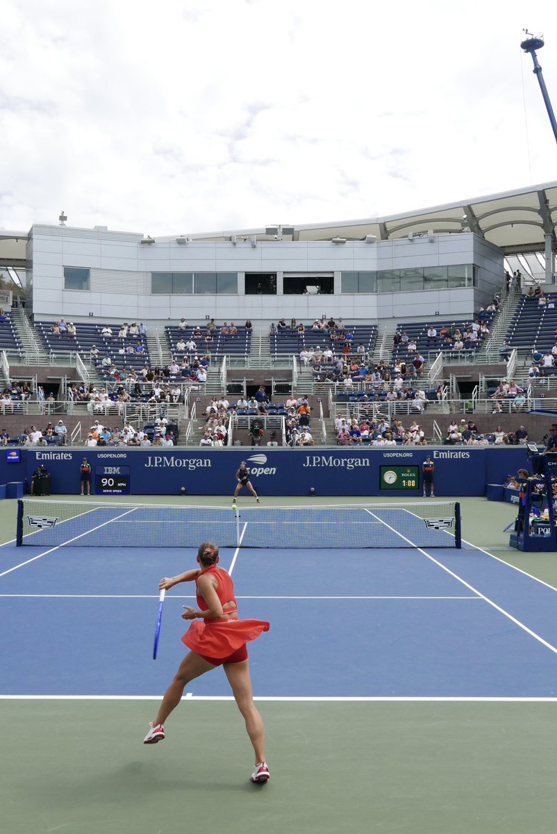 DroStacks's tweet image. Muchova vs Kostyuk. R4 at the US Open.