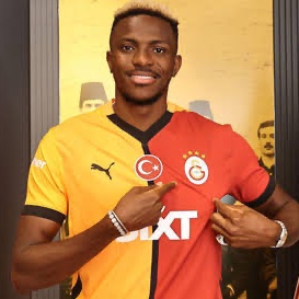 bbosports's tweet photo. Galatasaray, bu transfer döneminde 3 oyuncuya 141.700.000 Milyon Euro bonservis ödedi. https://t.co/box9K7yJYs