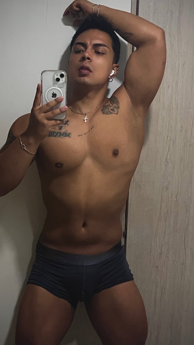crismor24's tweet photo. 🐷 https://t.co/C6Jucc8Rz0