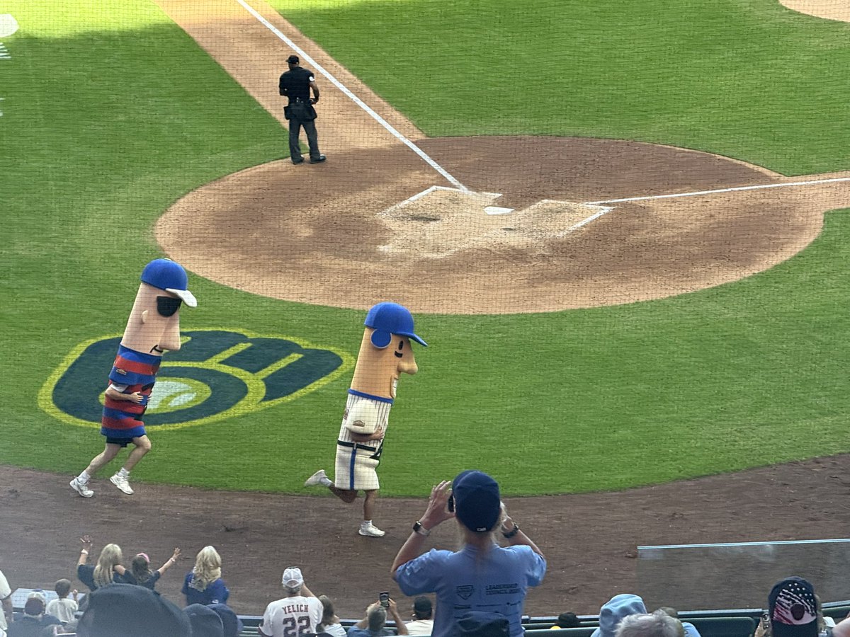 All is right with the world.

The Hot Dog won on Dollar Dog day.

Led nearly wire-to-wire too.

It was Hot Dog’s day to shine and the Dog didn’t disappoint.