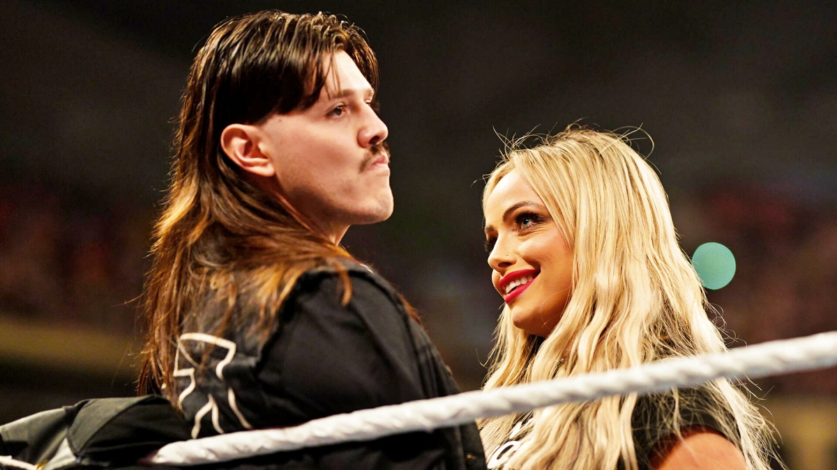 Lo único que diré:

Dominik Mysterio debe agradecerle su vida a Liv Morgan, porque ELLA fue la que hizo interesante a este tipo, Liv Morgan fue la que hizo que este tremendo ZZZ y el meme de mierda del ginecólogo del Wrestling tuvieran algo de gracia