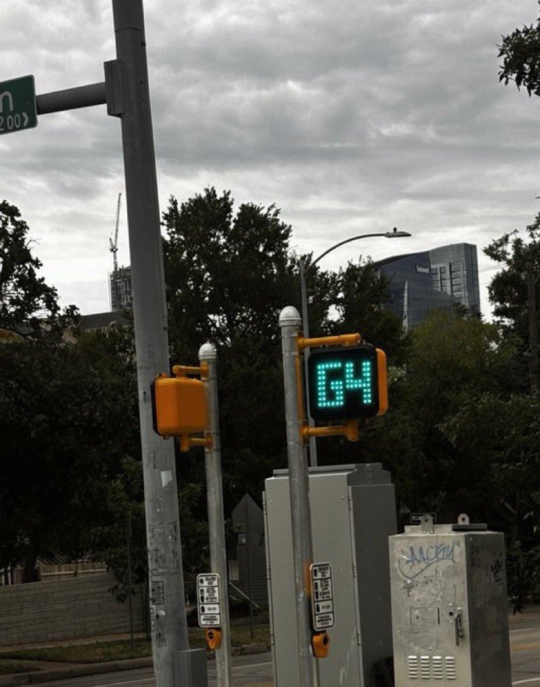 Súbanse que viene algo 😩😉 <a href="/losg4official/">LosG4</a>