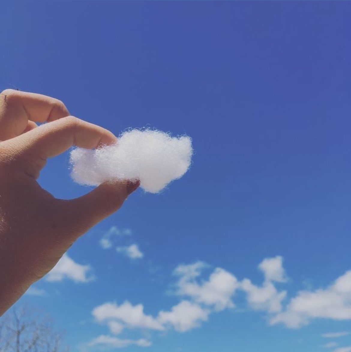 Love has no distance. Wherever you are, you’re already here.
           If it’s real, distance doesn’t matter.