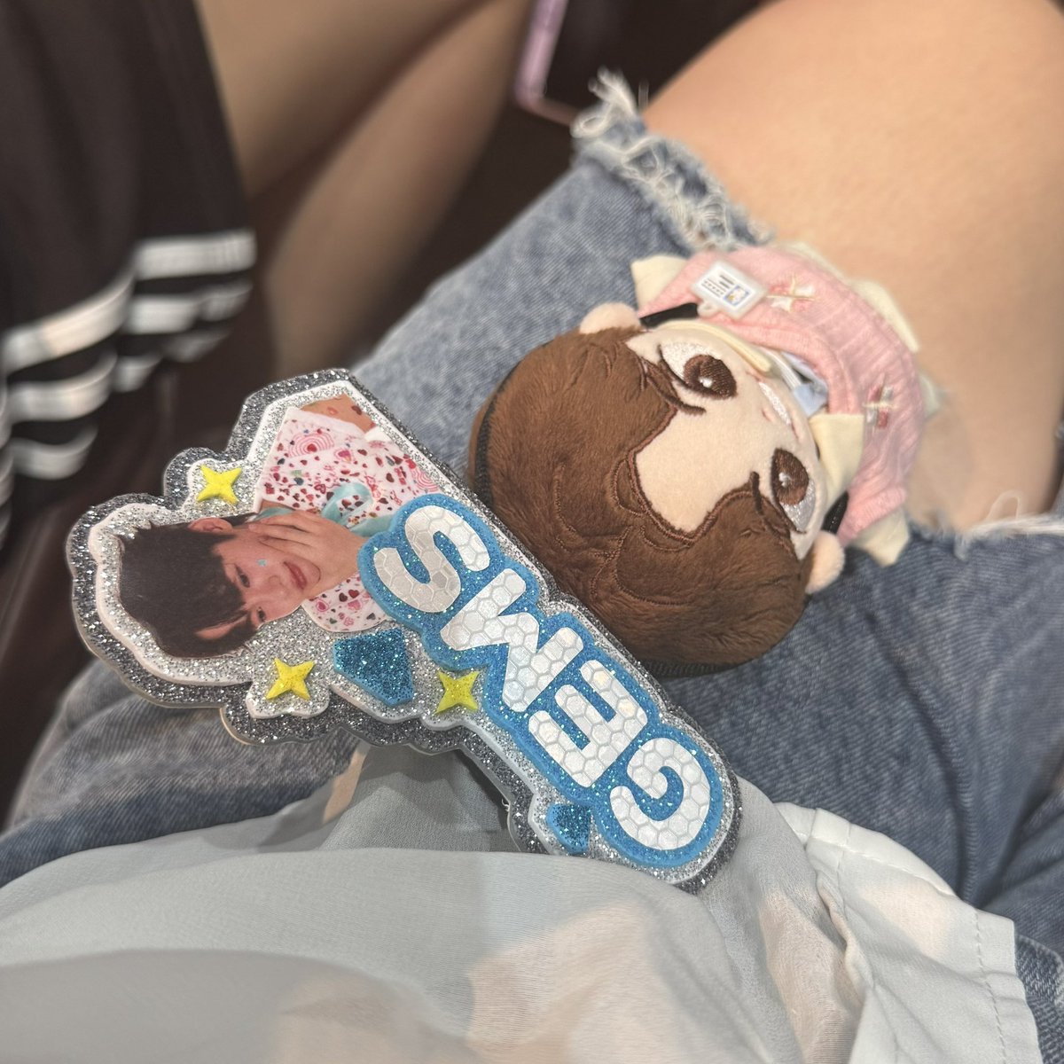 sitara3219's tweet photo. 250830🍄💙

ครั้งที่สามแล้วที่ได้เจอ Gems! รู้สึกว่าทุกครั้งที่ได้เจอลูกชาย ชีวิตก็มักจะมีเรื่องดี ๆ เข้ามาเสมอ（👇🏻）

@Gems_Jsd #GemsLittle_ https://t.co/VRTpSTye2f