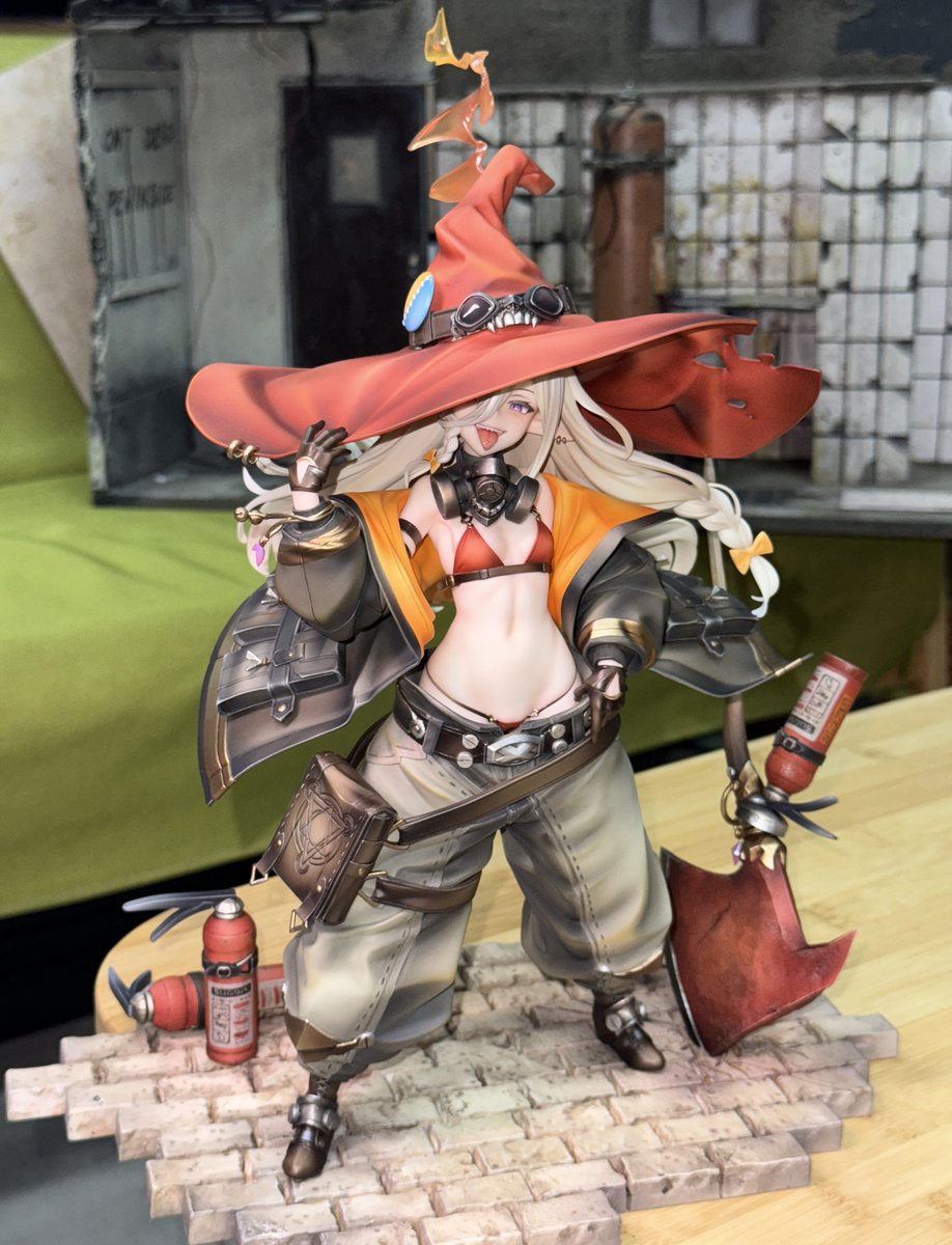 消防の魔女、彩色見本そろそろ完成です！
これから撮影すっぞー！
今回は<a href="/boilbanana/">炸香蕉</a> さんに塗っていただきました～