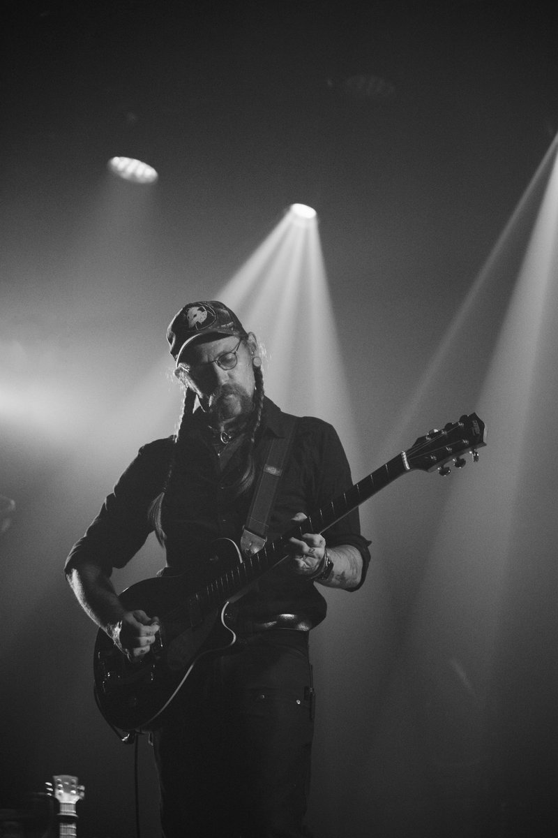 Folks, we are back on tour this week! 

SEP 5 .... HAMILTON, OH
SEP 6 .... MILLVALE, PA 
SEP 7 .... ROCHESTER, NY
SEP 10 .... TORONTO, ON
SEP 11 .... OSHAWA, ON
SEP 12 .... OTTAWA, ON
SEP 13 .... MONTREAL, QB
SEP 14 .... QUEBEC CITY, QB - SOLD OUT

thedevilmakesthree.com/tour