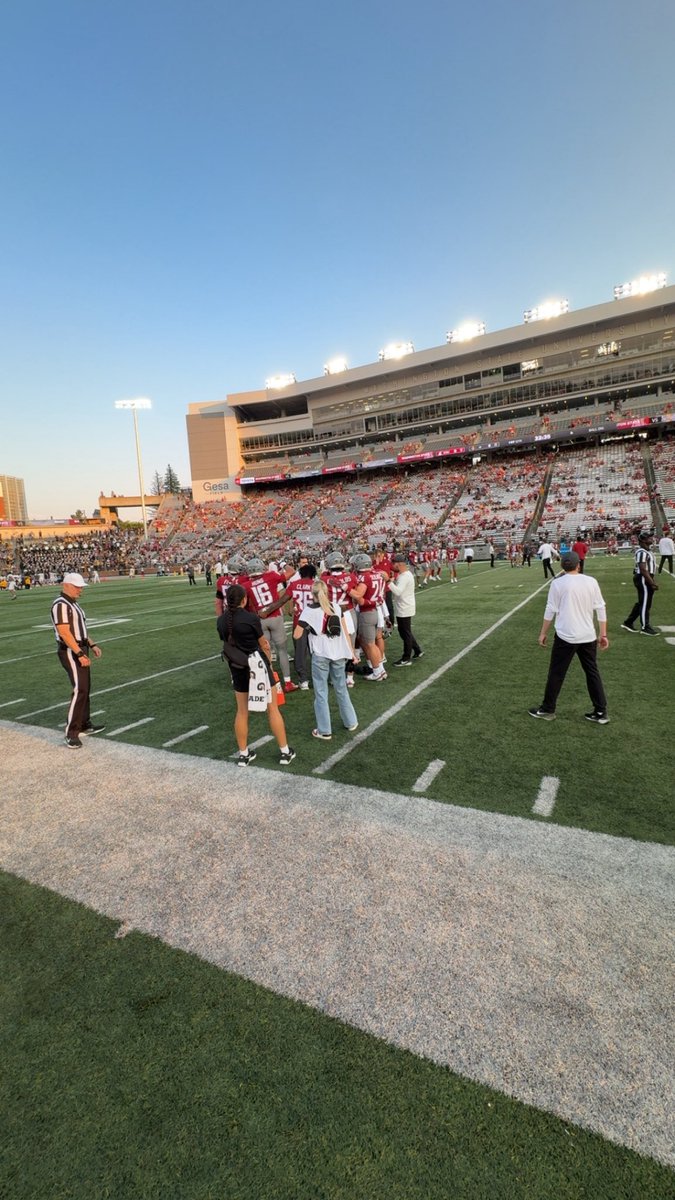 Thank you <a href="/WSUCougarFB/">Washington State Football</a> for the game day visit!! It was a great experience.

#AG2G 

<a href="/Coach_Ramer/">Coach Ramer</a> <a href="/CoachDeeWR/">D’Vonte McKneely</a> <a href="/coach_jpayne/">Jason Payne</a> <a href="/ColemanWalker_/">Coleman Walker</a> <a href="/CoachBobbit/">Jesse Bobbit</a> <a href="/CoachLenti5/">Matt Lenti</a> <a href="/andy_lucas98/">Andy Lucas</a> <a href="/wattup_alex/">Alex Self ☀️</a> <a href="/CoachBibbs52/">Jalon Bibbs</a> <a href="/RickyCiccone/">Ricky Ciccone</a> <a href="/Paytonshafer/">Payton Shafer</a>