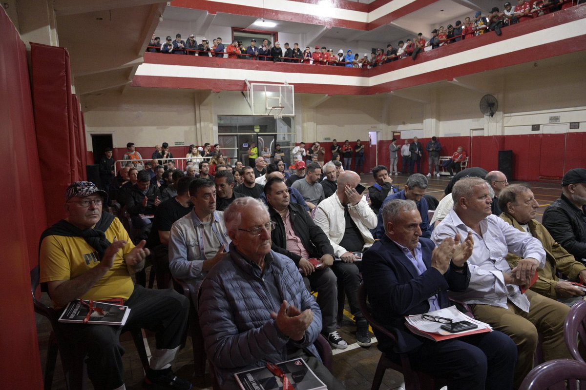 Tribuna Roja (@tribunarojaok) on Twitter photo |EN VIVO| Miguel Otero, Representante de Socio y Presidente del Bloque de Representantes de la <a href="/Agrupacioncai/">Agrupacion Independiente</a>
๐๏ธโQuรฉ casualidad que la asamblea se realizรณ el mismo dรญa que un partido de Racing, y que no puedan participar los sociosโ
๐งEscรบchalo en: youtube.com/live/5Cv1r61Vw |EN VIVO| Miguel Otero, Representante de Socio y Presidente del Bloque de Representantes de la <a href="/Agrupacioncai/">Agrupacion Independiente</a>
๐๏ธโQuรฉ casualidad que la asamblea se realizรณ el mismo dรญa que un partido de Racing, y que no puedan participar los sociosโ
๐งEscรบchalo en: youtube.com/live/5Cv1r61Vw