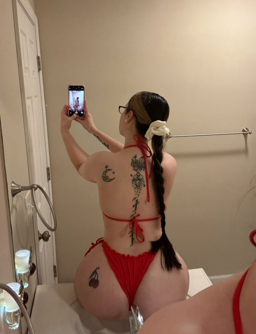 Watch 🍒🥵's leaked NSFW photo on TwXstars