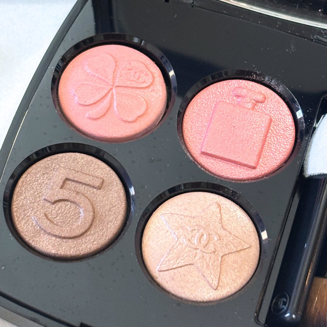 シャネル 限定 アイシャドウ 209 レキャトルオンブルブトン 限定アイ