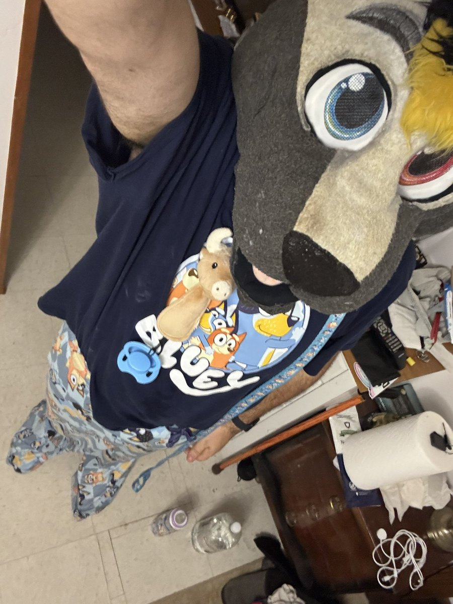 diaper_guy03's tweet photo. Meet Axel the pup! https://t.co/qqj1Invh4o