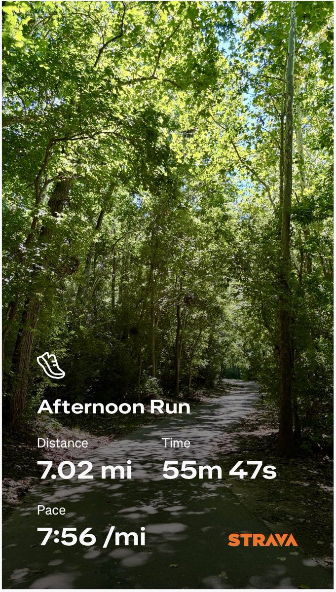 It’s a beautiful day in Cincinnati, OH 😍 
Wyoming Bike/Hike Trail ☀️ 

#run 🏃🏻‍♂️ #fitness 💪 #grateful 🙏