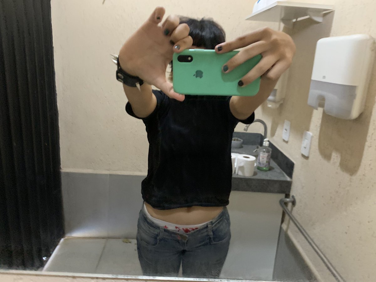 léo - scarnooc tweet media