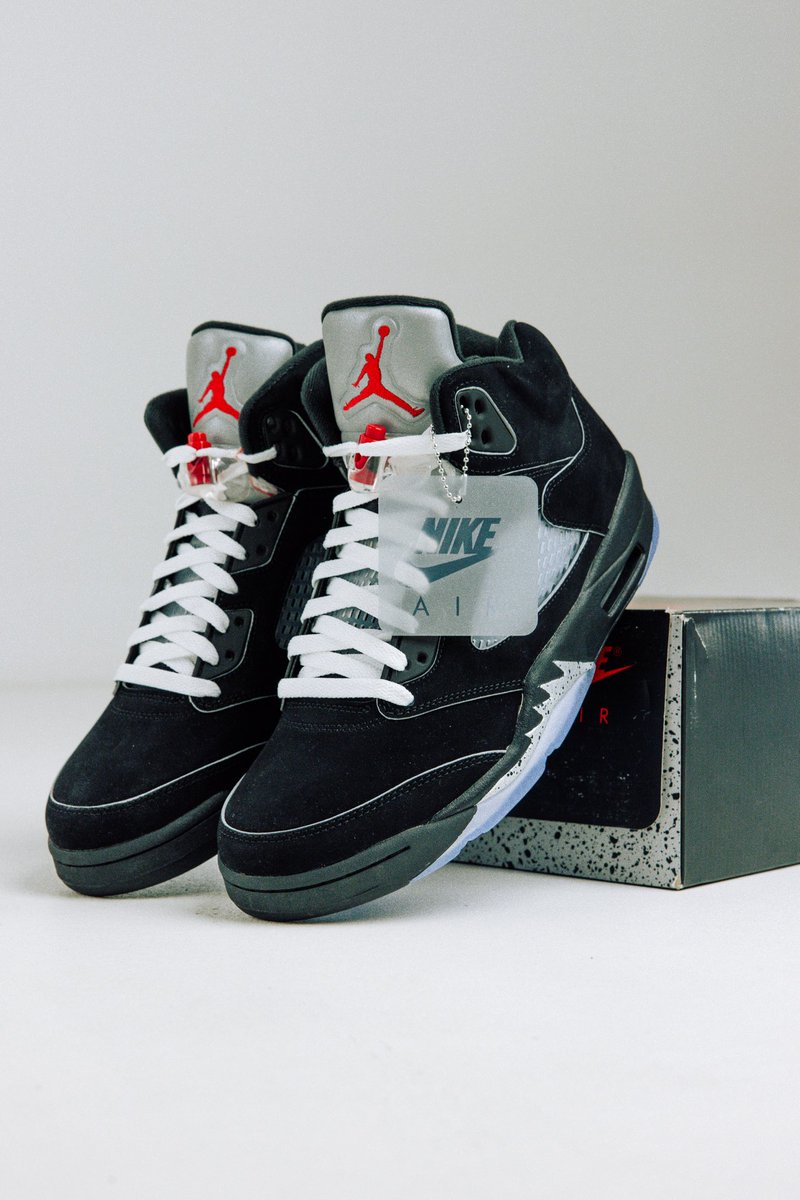 thecommonhype's tweet image. Still the Sneaker of the Year in my opinion