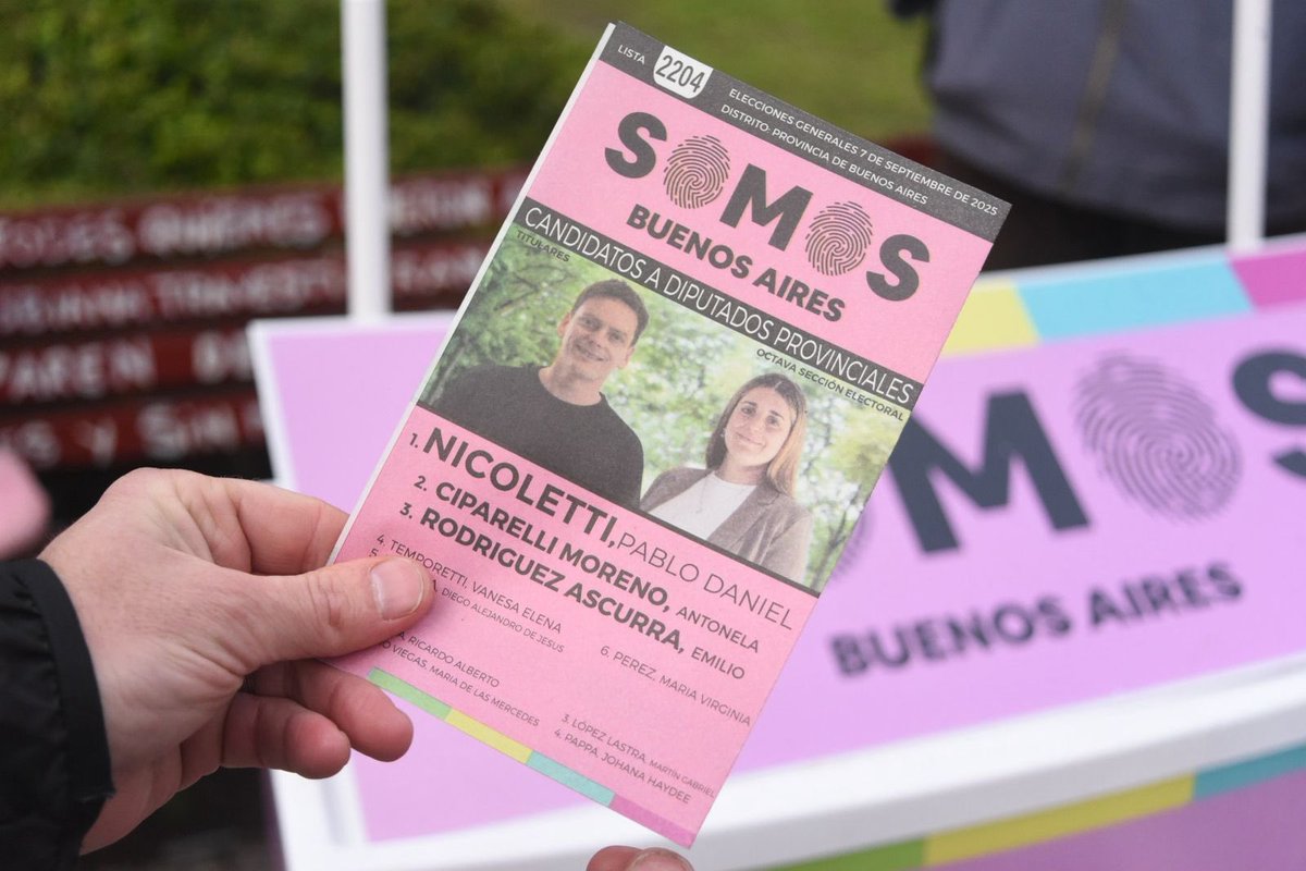 Estuvimos en Villa Elisa charlando con vecinos y comerciantes. Escuchamos lo que falta y contamos la propuesta de una alternativa distinta, lejos de la violencia y el fanatismo.

El 7 de septiembre, La Plata tiene opción. #SomosBuenosAires