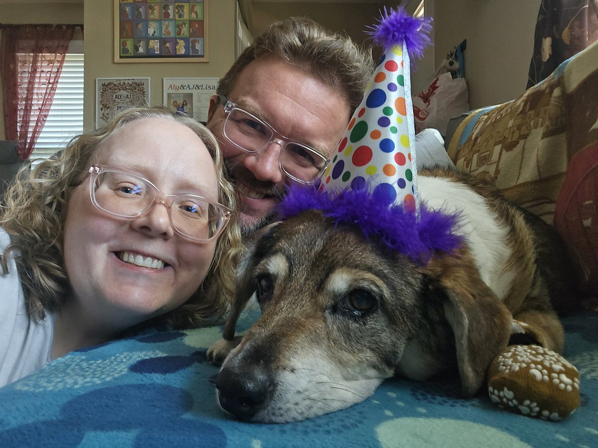 Happy 16th birthday to our sweet and derpy old man! You amaze us every day, Walter. ❤️